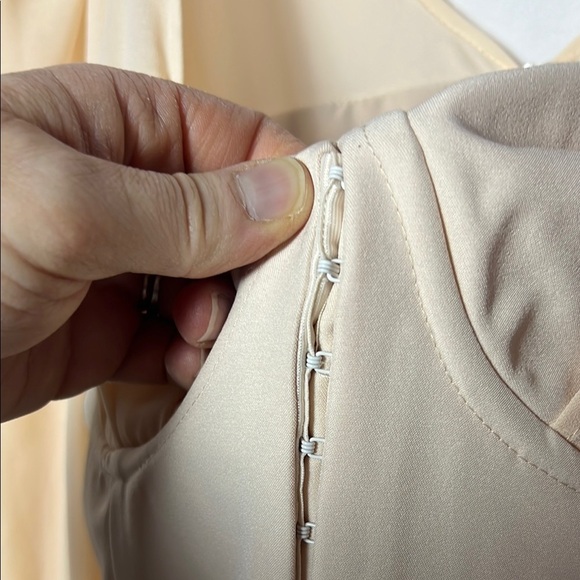 Lavish Allice Peach Cream Chiffon Bodycon Puff Sheer Sleeve Mini Dress Size 4 - Picture 5 of 15